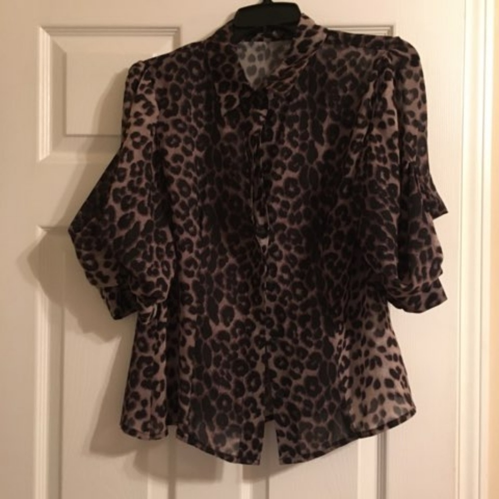 black and tan size L gracia blouse